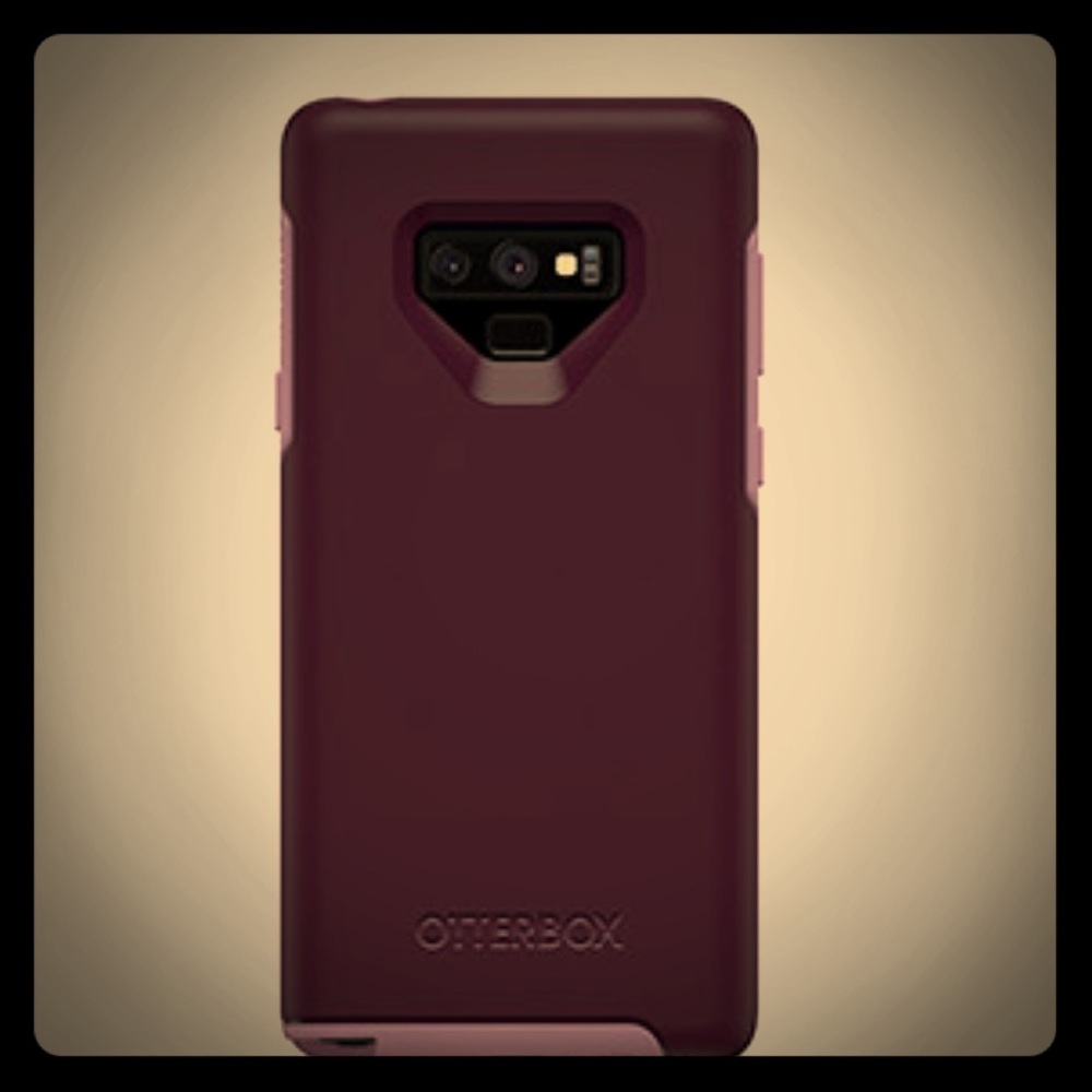 Galaxy note 9 symmetry case by otterbox